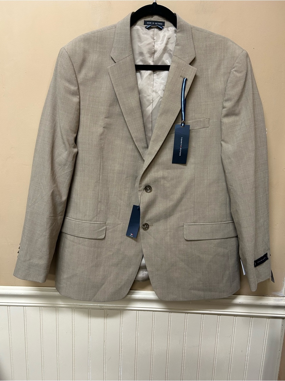Tommy Hilfiger Trim Fit Mens Suit Jacket Tan Stretch Wool Blend Size 42s NWT